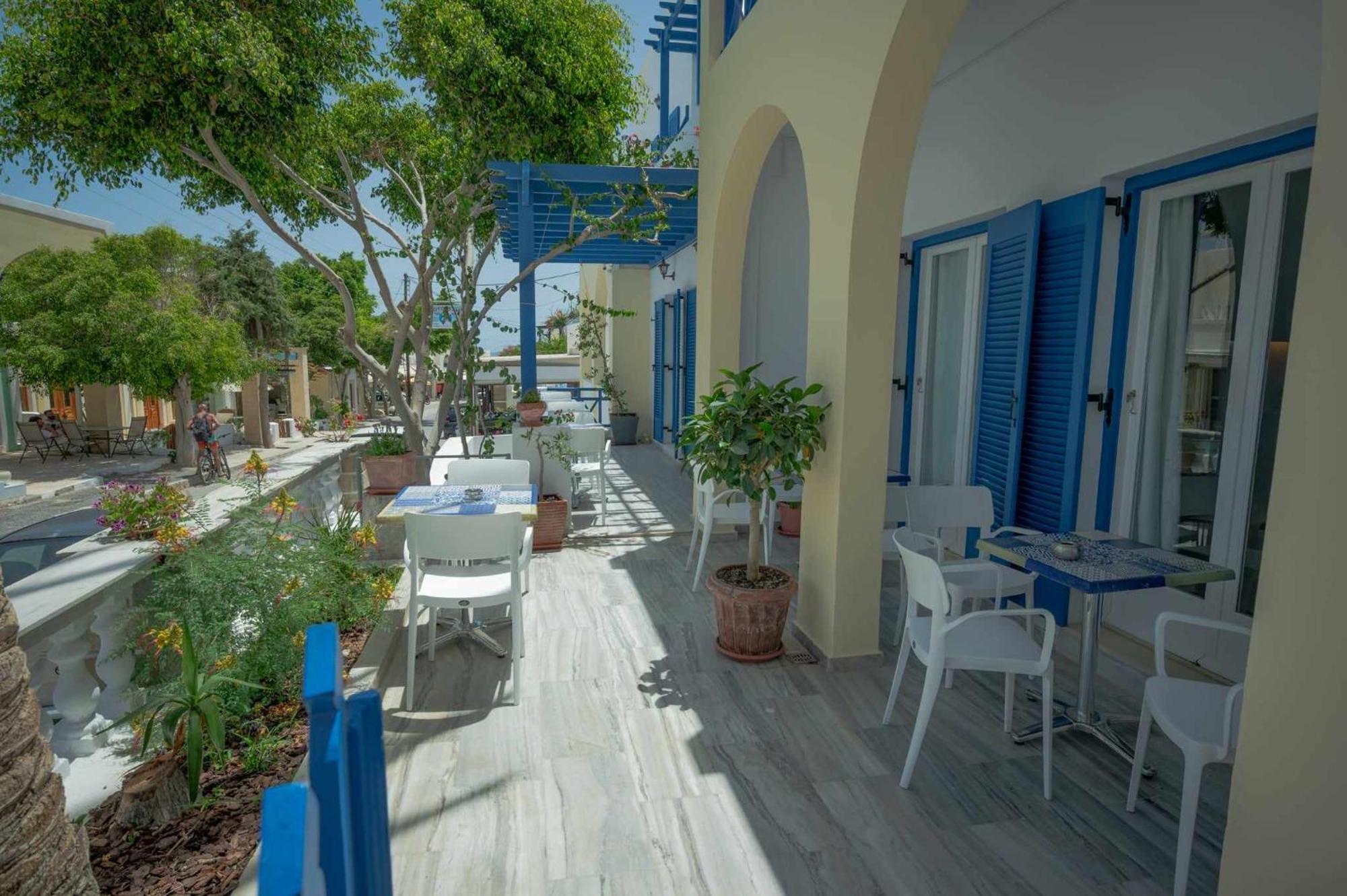 Karidis Hotel Kamári Kültér fotó