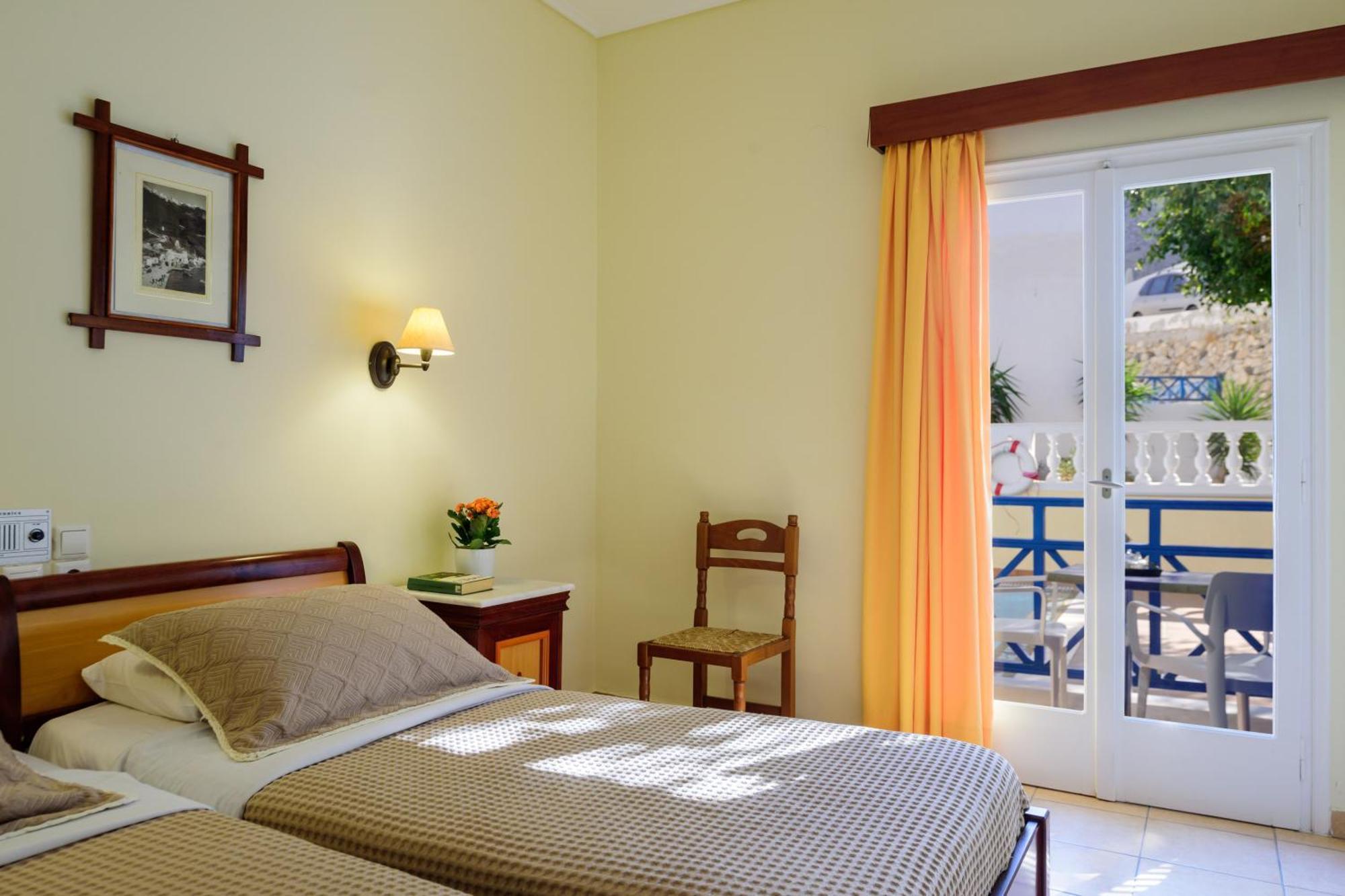 Karidis Hotel Kamári Kültér fotó