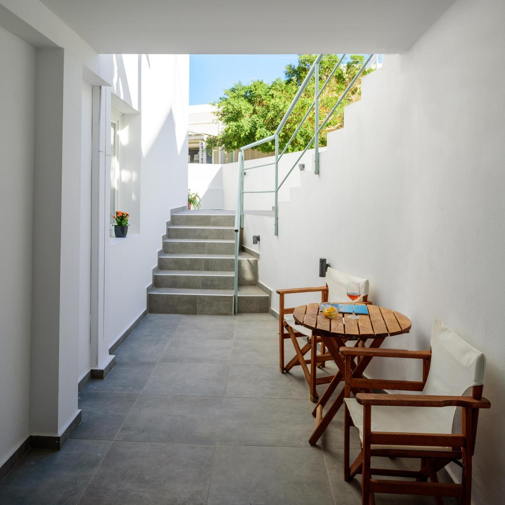 Karidis Hotel Kamári Kültér fotó