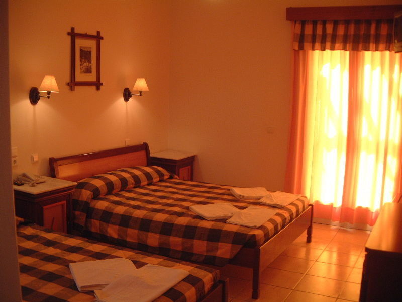 Karidis Hotel Kamári Kültér fotó