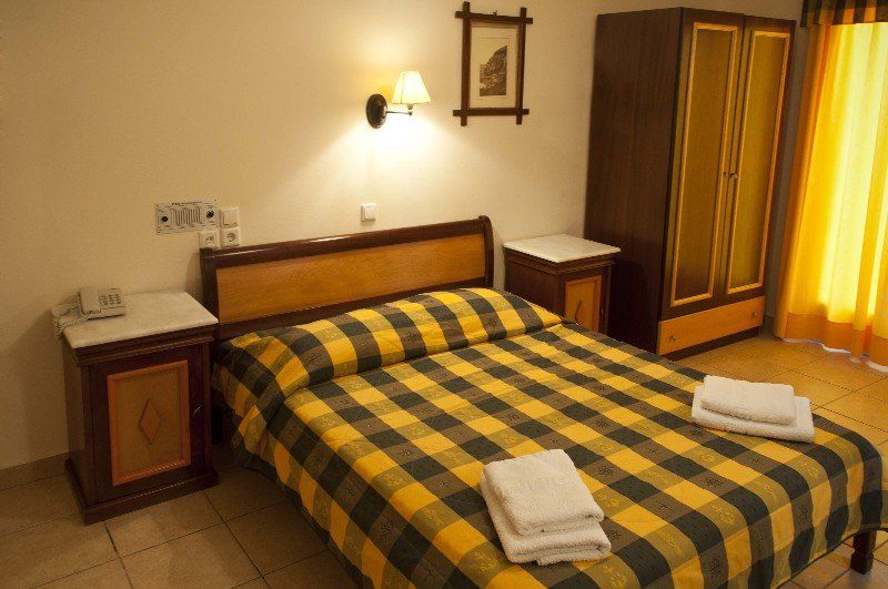 Karidis Hotel Kamári Kültér fotó